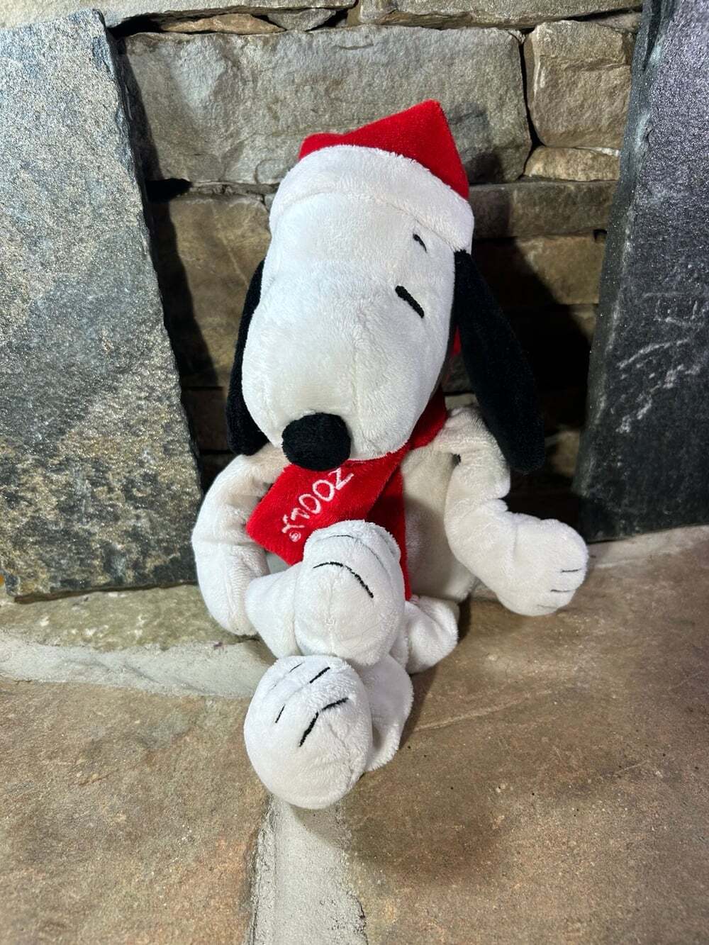 Christmas Snoopy Squeeky plush w Santa hat and red scarf